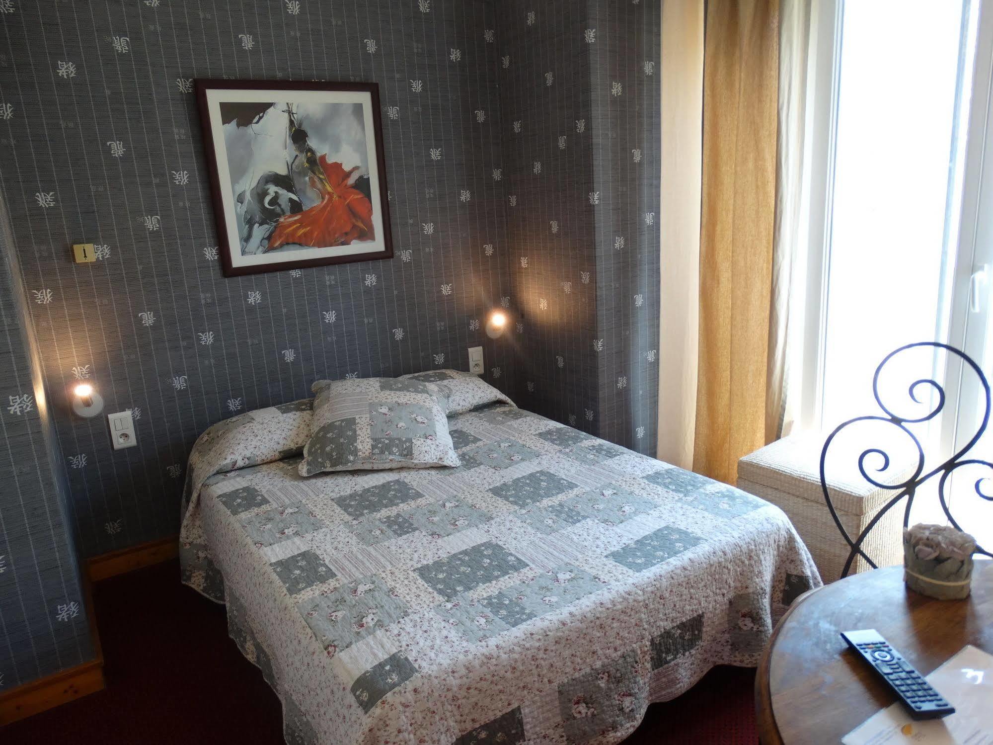 Hotel De France Béziers Esterno foto